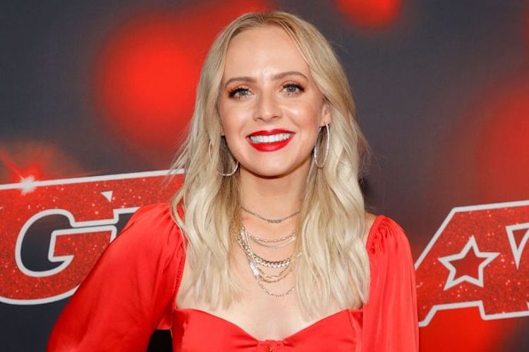 Madilyn Bailey on the 'America's Got Talent' red carpet