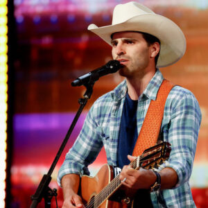 Mitch Rosswell sings 'Son" on 'America's Got Talent'