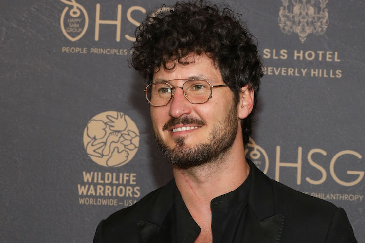 Val Chmerkovskiy at 2023 Steve Irwin Gala Dinner