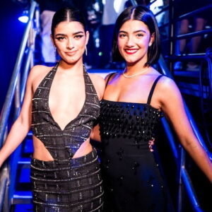 Charli and Dixie D'Amelio at the 2023 Video Music Awards
