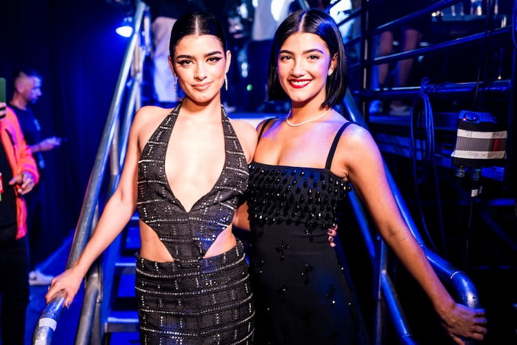 Charli and Dixie D'Amelio at the 2023 Video Music Awards