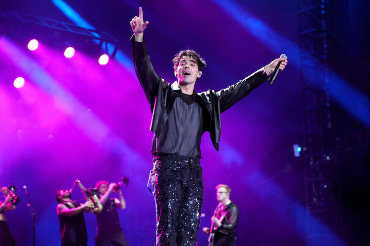 Joe Jonas performs onstage during the Jonas Brothers "The Tour"