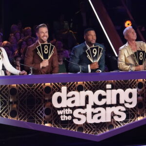 Carrie Ann Inaba, Derek Hough, Michael Strahan, and Bruno Tonioli on 'Dancing With the Stars' Motown Night