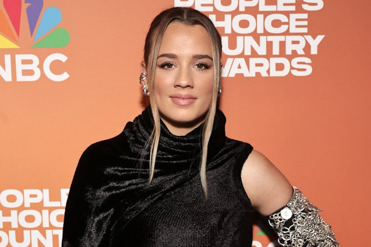 Gabby Barrett at the 2023 People's Choice Country Awards
