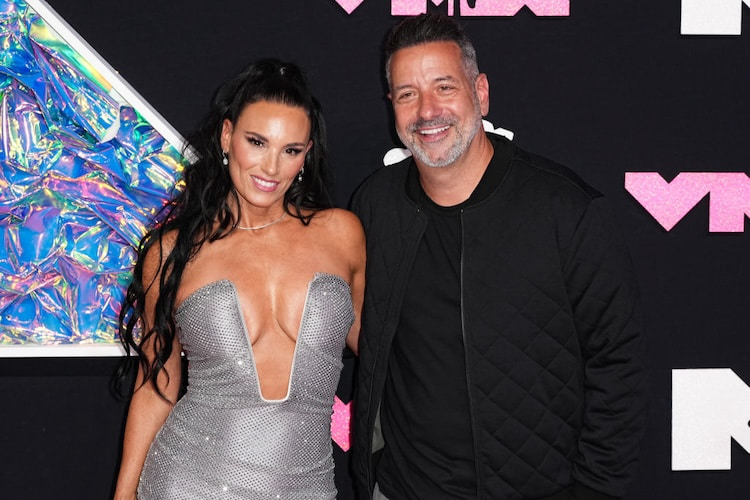Heidi and Marc D'Amelio at the MTV VMAs