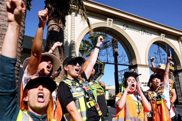 SAG AFTRA members on the picket line outside of Paramount Studios