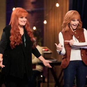 Wynonna Judd and Reba McEntire on 'The Voice' Battle Rounds