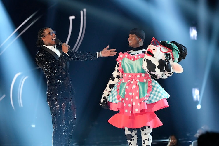 Ne-Yo and Nick Cannon on 'The Masked Singer'