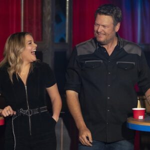 Blake Shelton and Lauren Alaina on 'Barmaggedon'