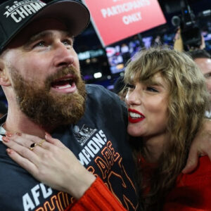 Travis Kelce and Taylor Swift at MT&T Bank Stadium