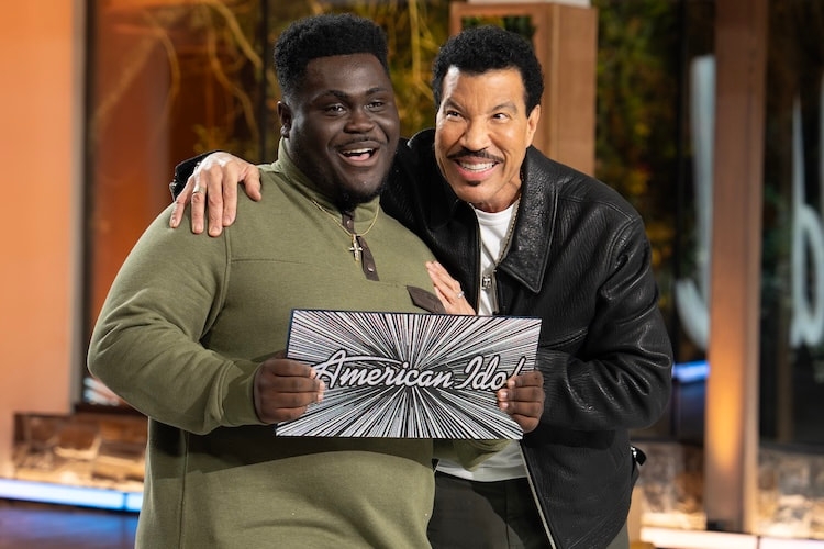 Canaan James and Lionel Richie on 'American Idol' 2025