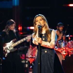 Kelly Clarkson on 'The Kelly Clarkson Show'
