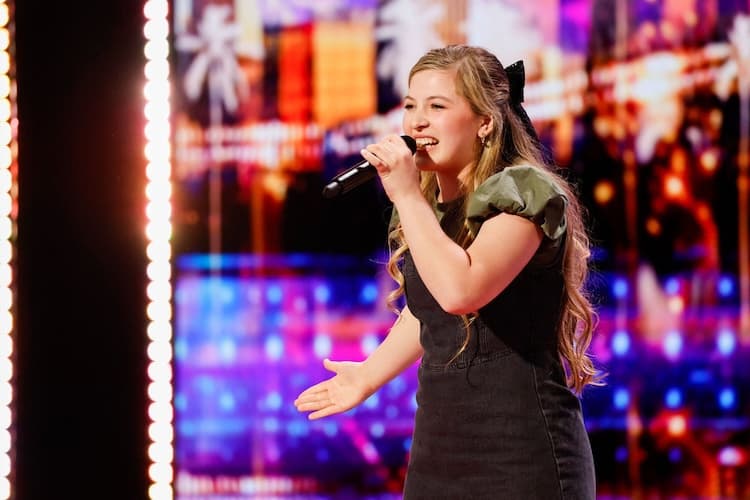 Evelyn Errante auditions for 'America's Got Talent' 2025