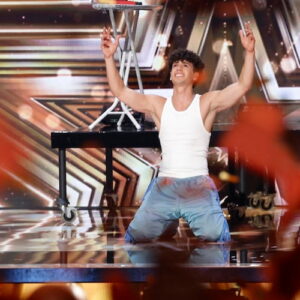 Micah Palace earns Simon Cowell's Golden Buzzer on 'America's Got Talent'
