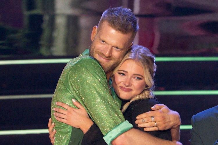 Scott Hoying and Rylee Arnold on 'Dancing With The Stars' Wicked Night 2025